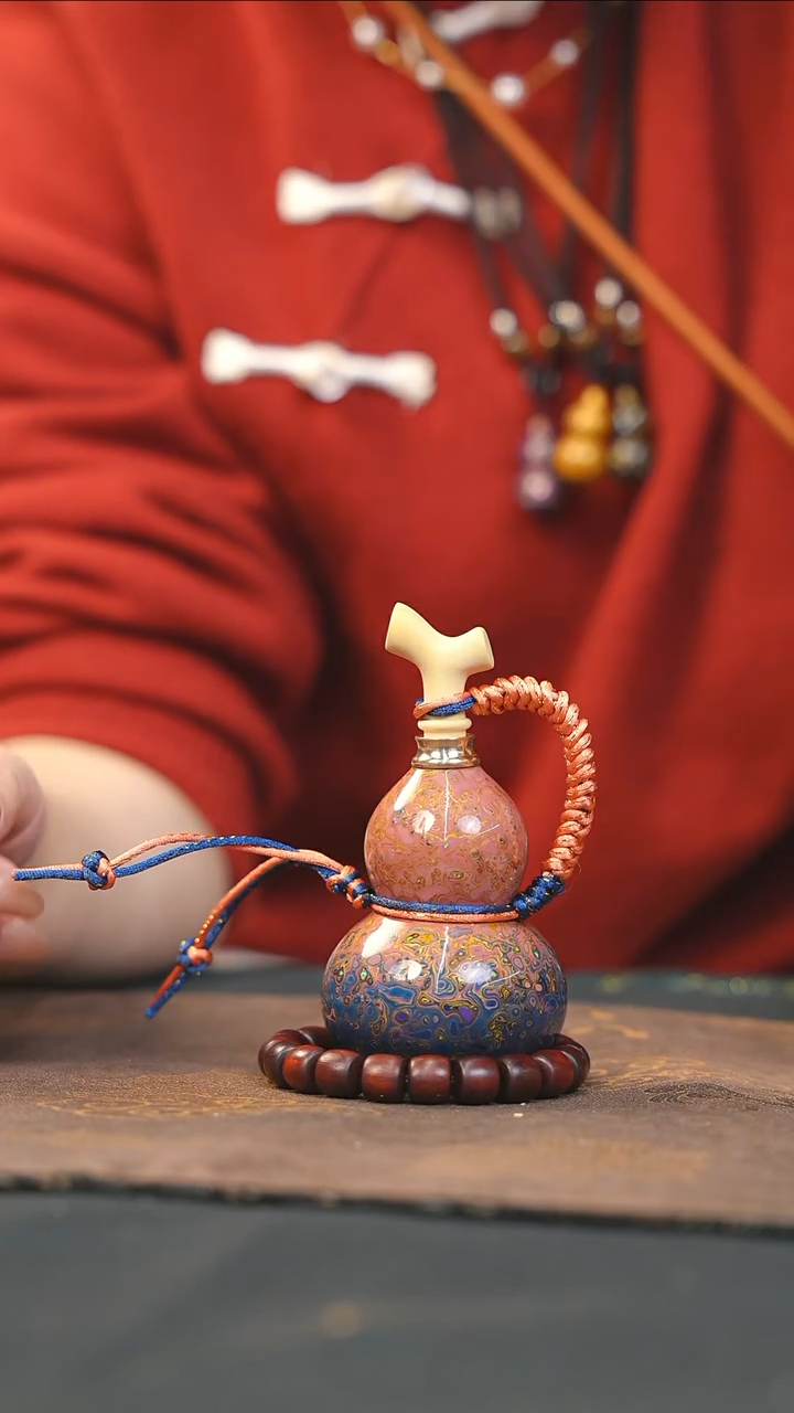 【闪购商品】RO203大漆精致小手捻(开口）