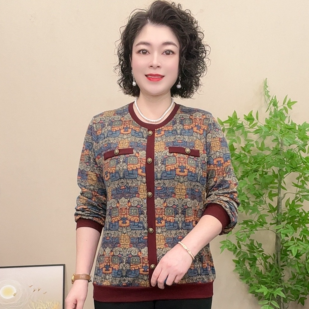 长袖秋季妈妈装圆领中老年女装百搭洋气时尚女士小香风气质显瘦