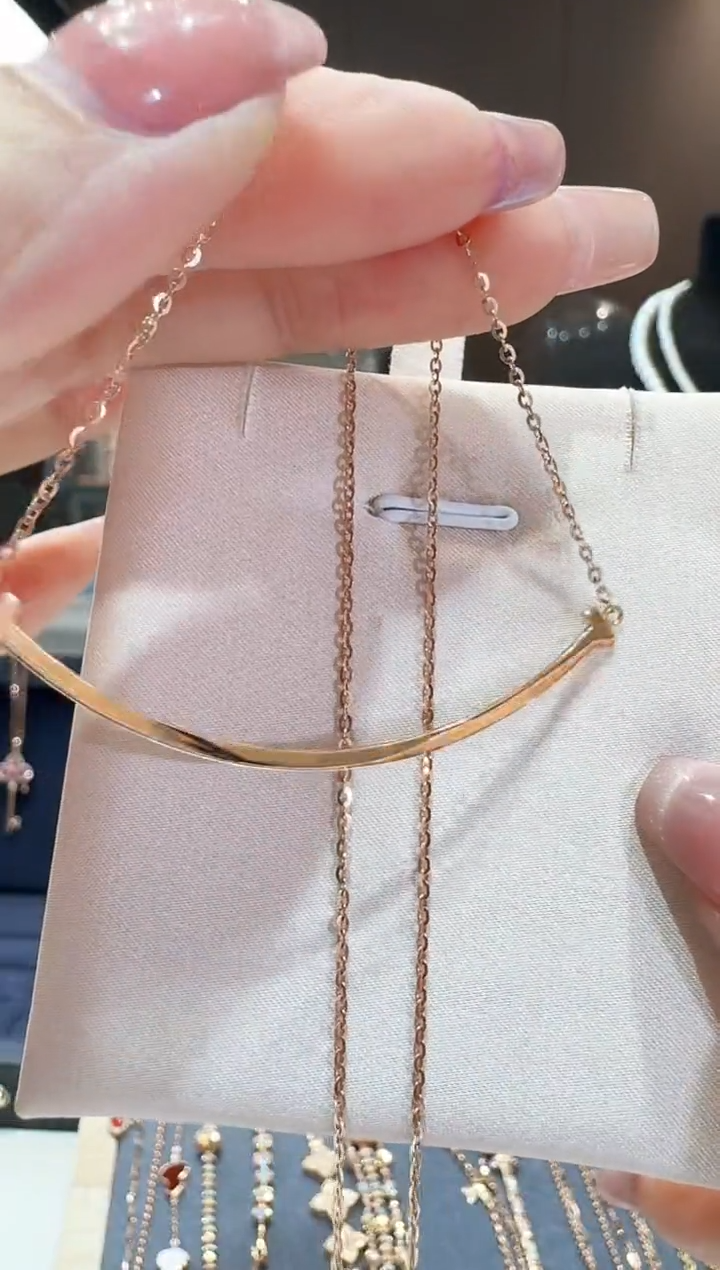 【闪购商品】18K金项链大号笑脸项链