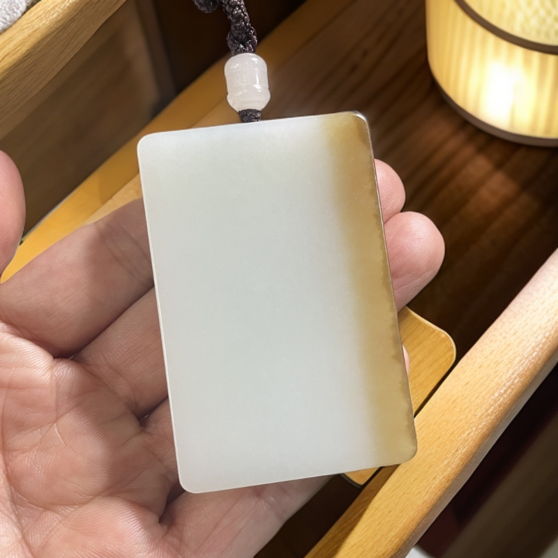 46牌男士鸿运相伴新疆和田玉且末糖白色平安无事牌吊坠精美挂件