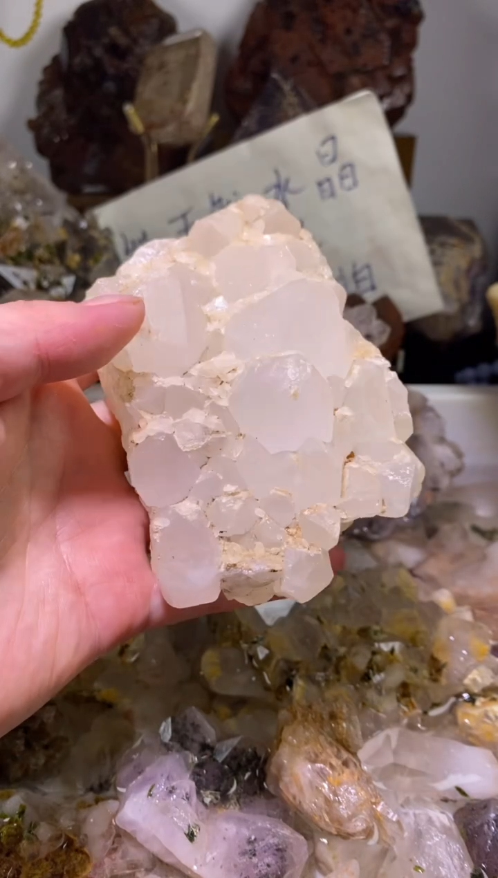 未镶嵌珠宝半成品水晶5号445g马岛晶花