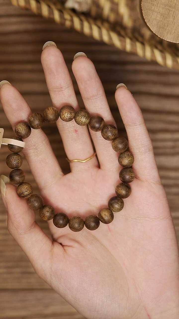 沉香沉香碎屑金沙叶卡9圆珠单圈5g+