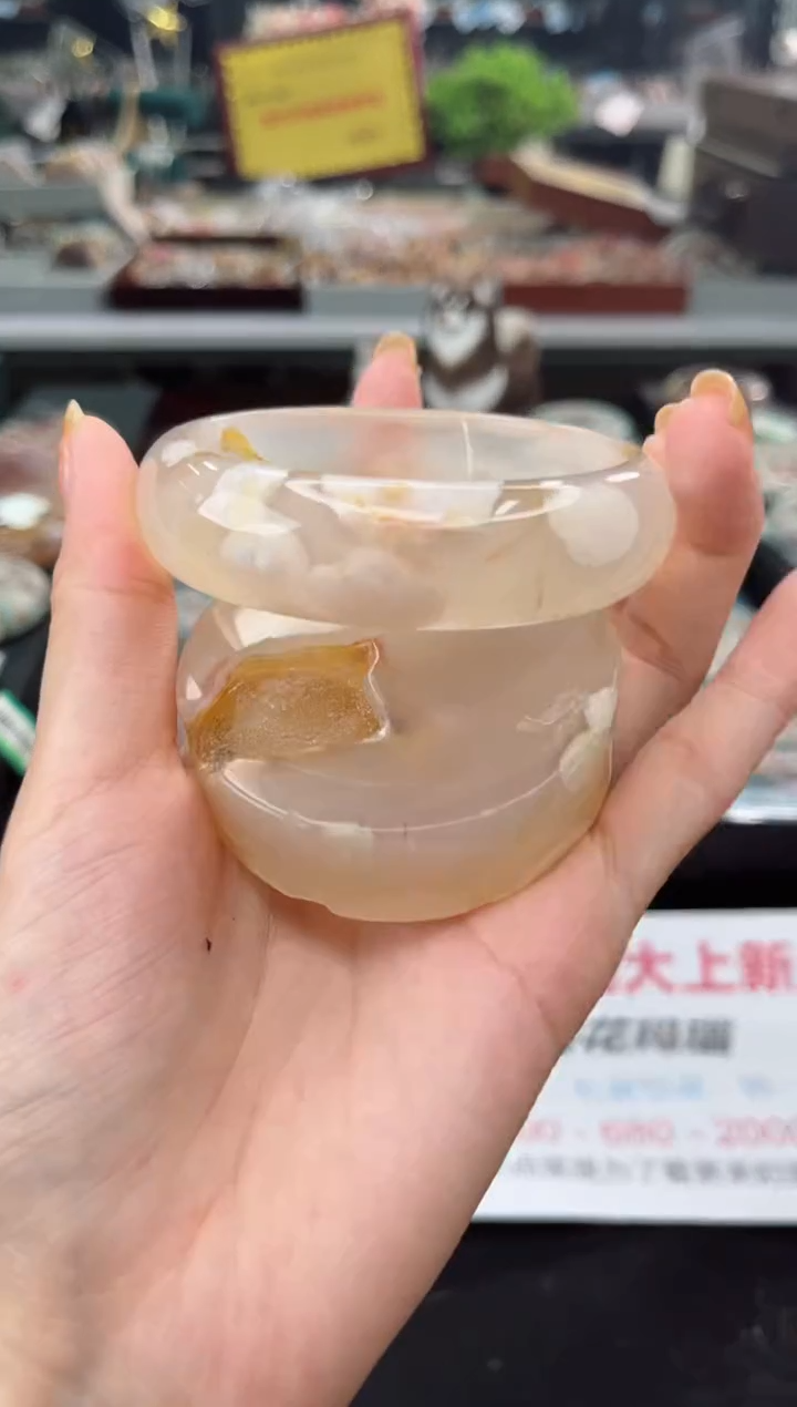 【闪购商品】石英质玉手镯未镶嵌61圈口（赠品镯心）3451114