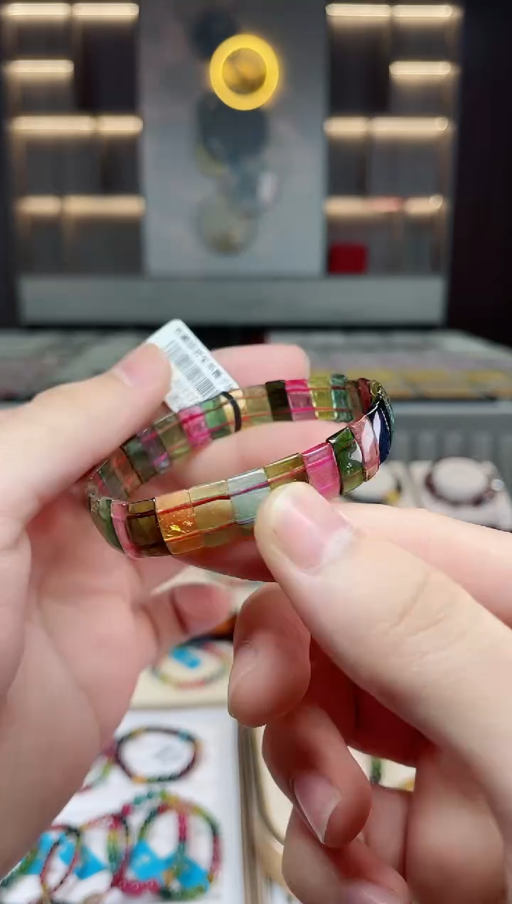 【闪购商品】碧玺收藏级单圈手牌未镶嵌（多样性发一条）Y