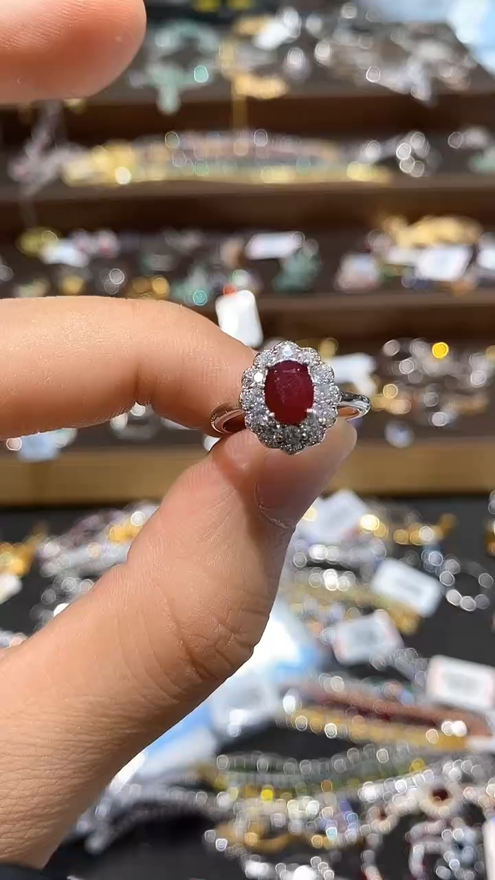 【闪购商品】红宝石戒指银S925镶嵌戒指