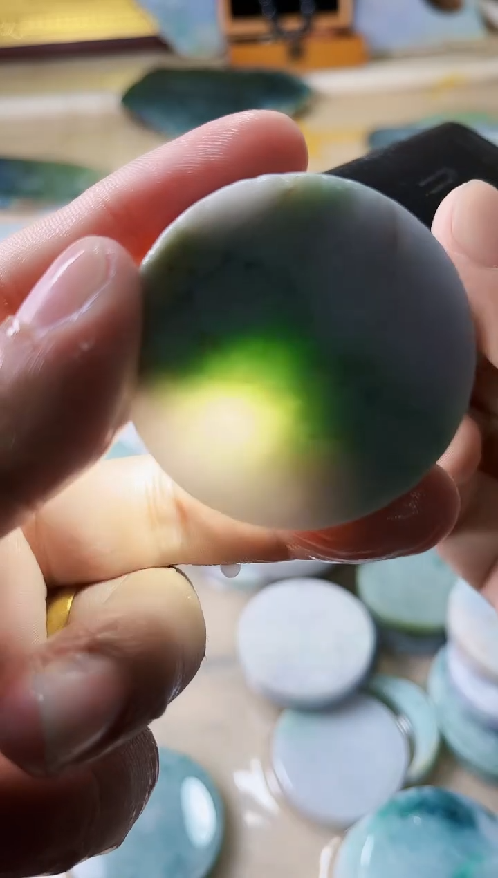 【闪购商品】翡翠挂件未镶嵌翡翠A货郭壹787