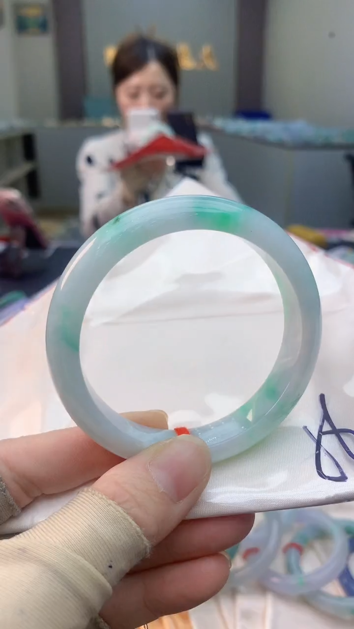 未镶嵌手镯翡翠0517581523