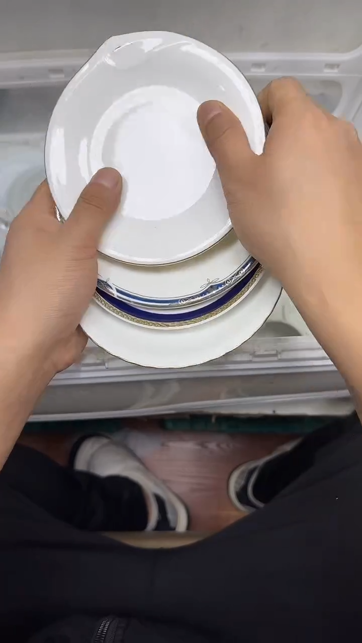 【闪购商品】1533回流瓷器默认微瑕，18.8包邮
