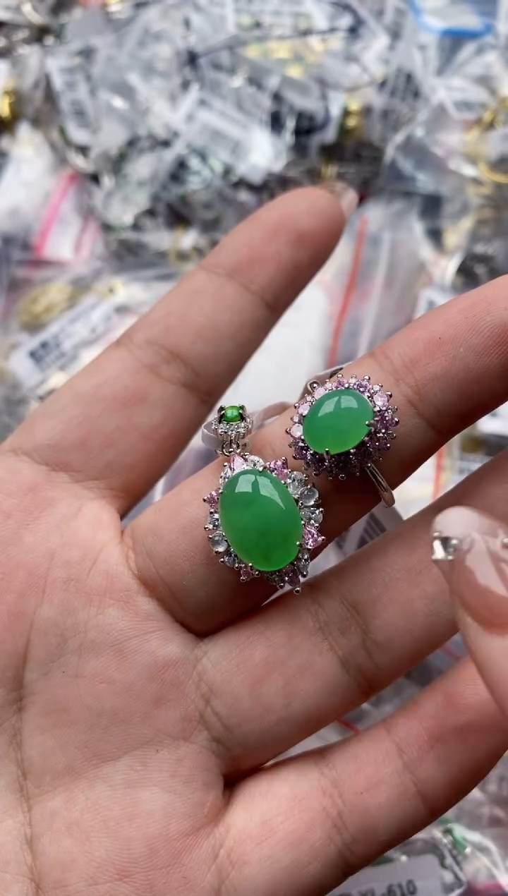 【闪购商品】翡翠戒指银S925镶嵌111111---1