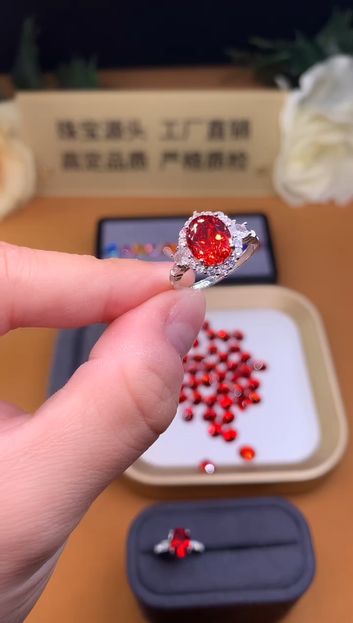 银S925镶嵌戒指红色碧玺3333