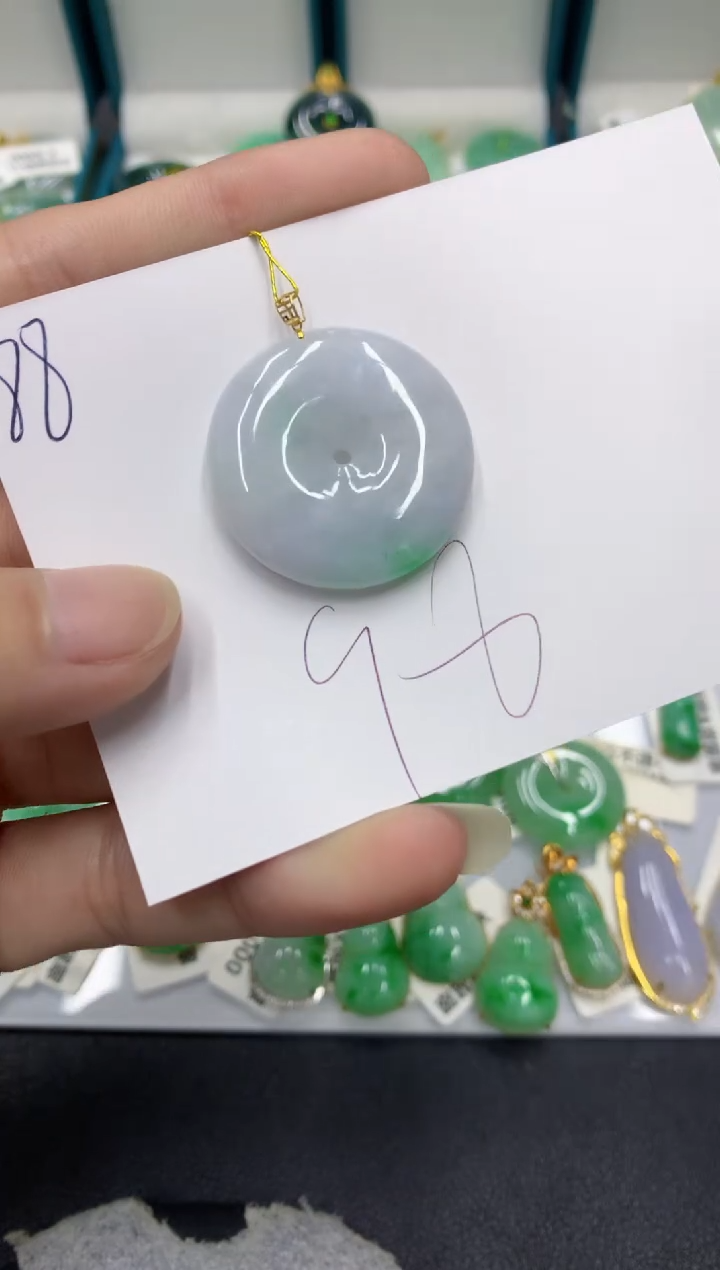 【闪购商品】翡翠颈饰18K金镶嵌翡翠