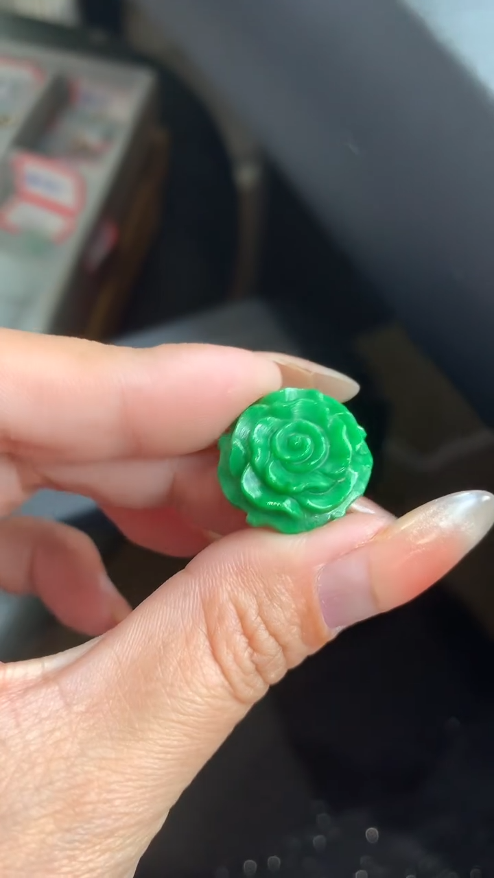 【闪购商品】定制翡翠未镶嵌翡翠