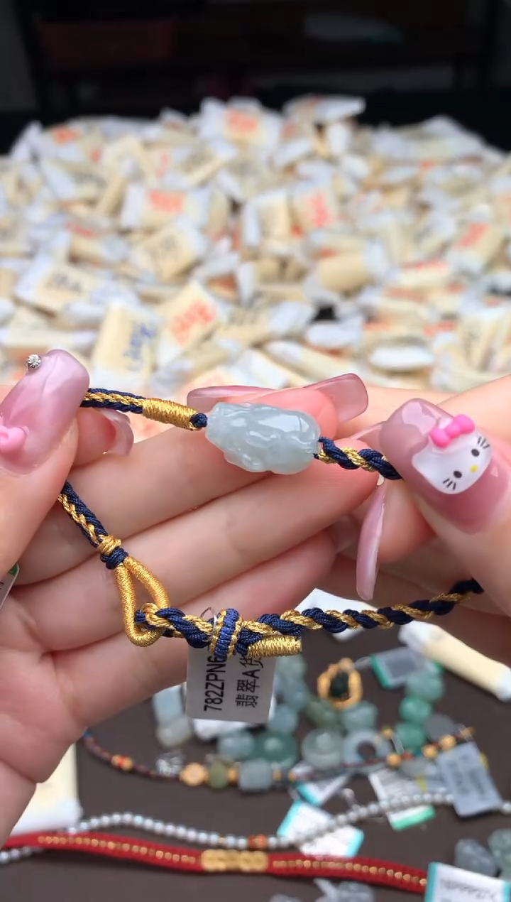 【闪购商品】翡翠手绳未镶嵌—