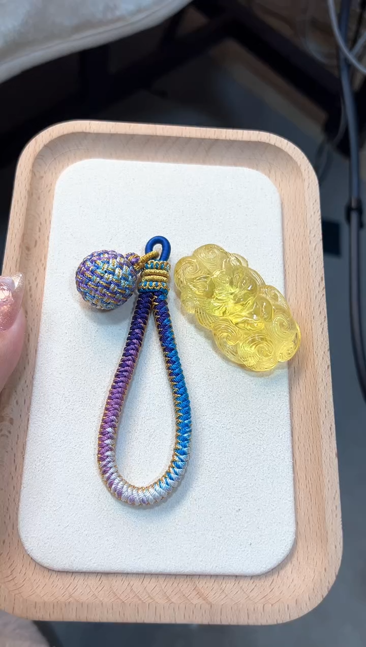 【闪购商品】蜜蜡珠宝奇石未镶嵌包挂
