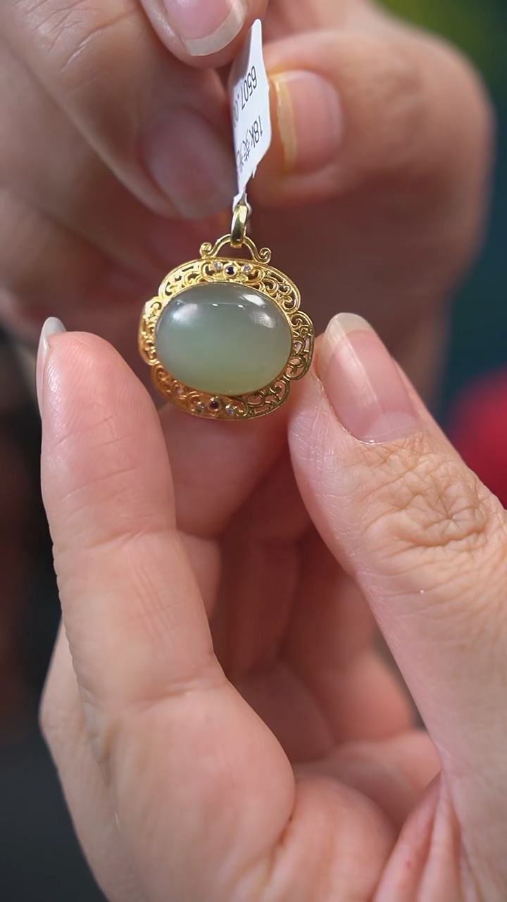 【闪购商品】和田玉吊坠(不含链)18K金镶嵌吊坠