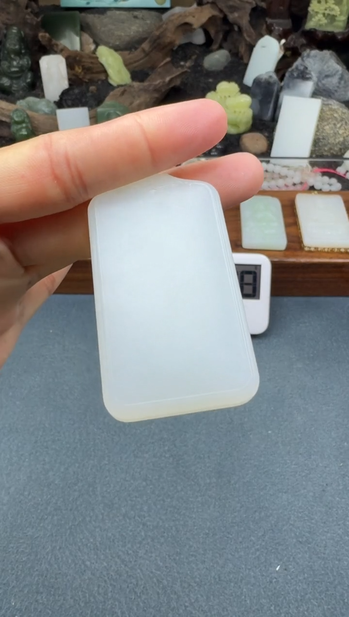 【闪购商品】和田玉颈饰未镶嵌开心