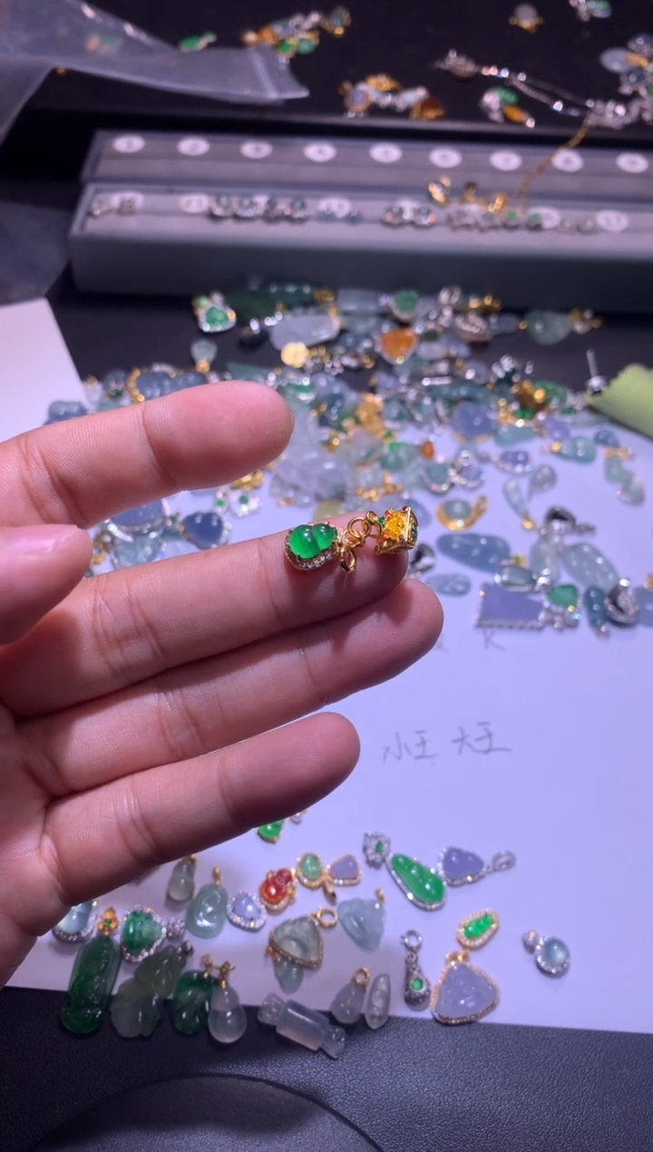 翡翠银S925镶嵌吊坠(不含链)1