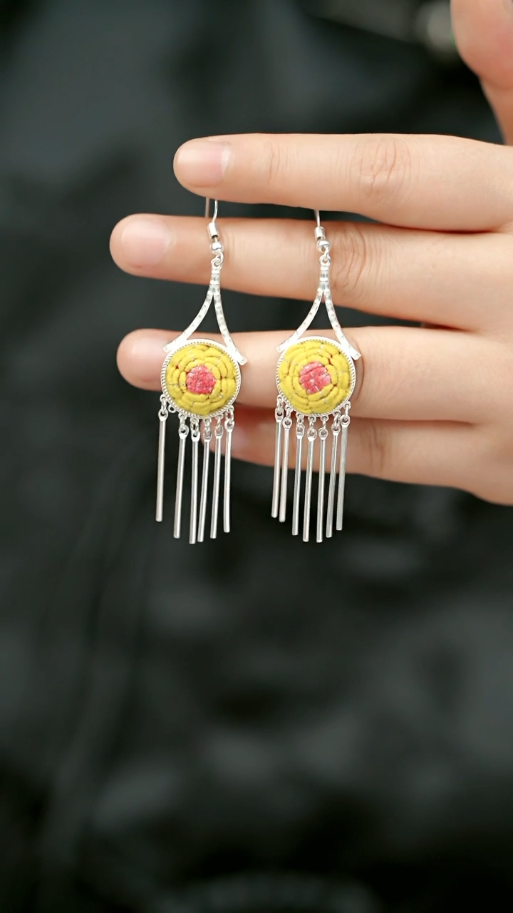 织绣27黔东南苗族刺绣