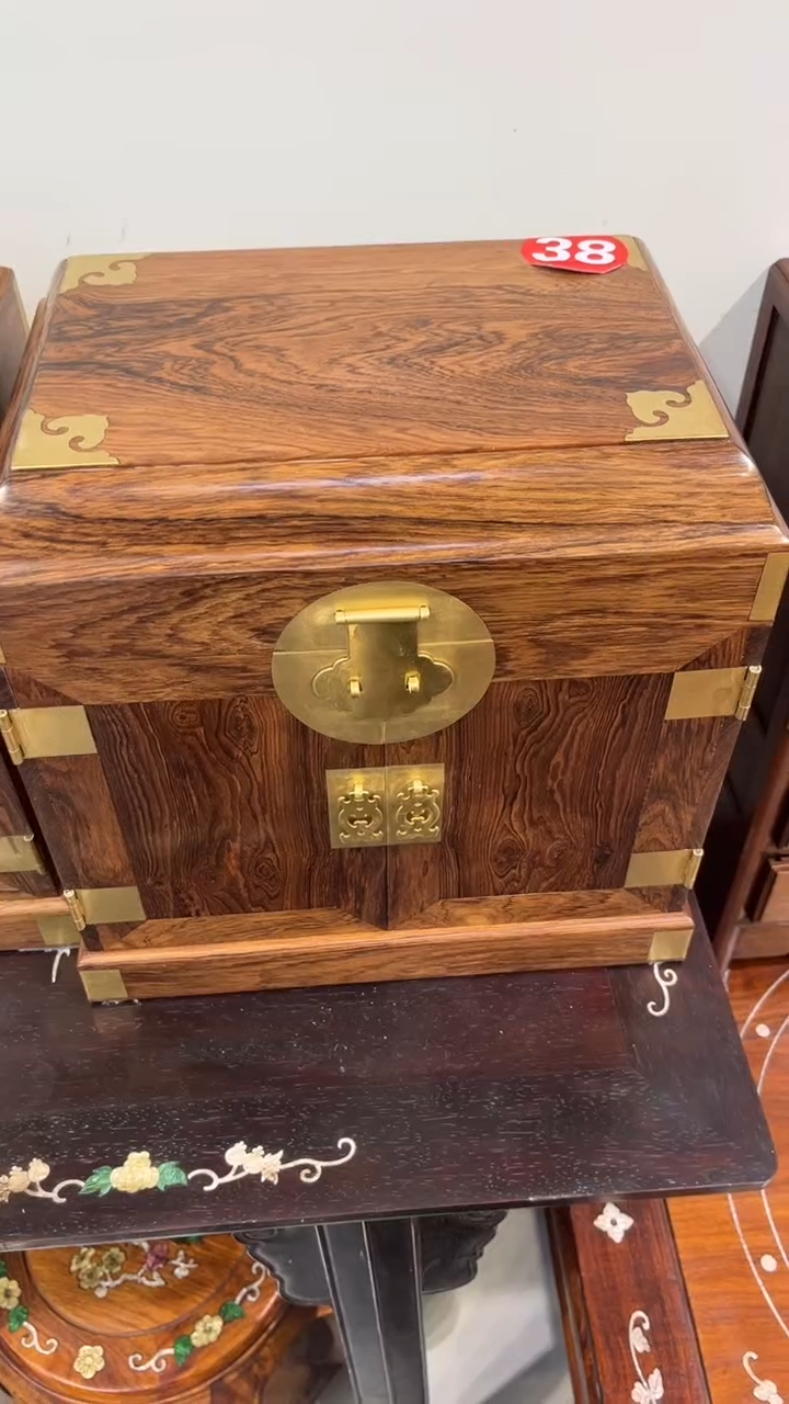 【闪购商品】木黄花梨官箱首饰箱