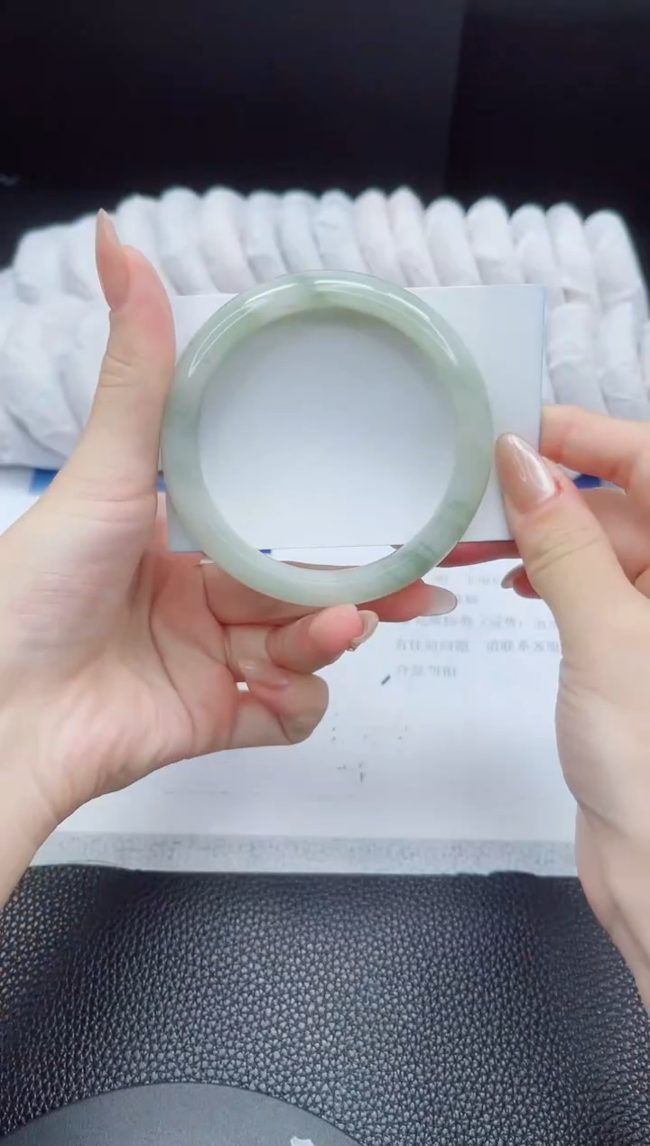 石英质玉手镯未镶嵌136-60.1