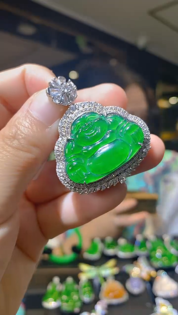 【闪购商品】翡翠吊坠(赠链)银S925镶嵌006（多样性发货）