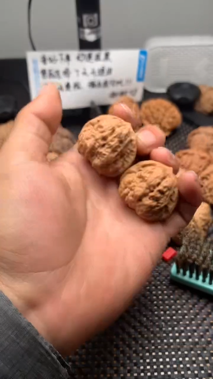 【闪购商品】文玩核桃把件蛙蛙