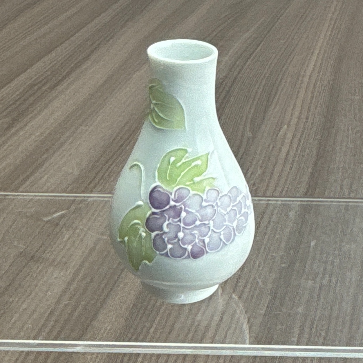 93号商品重工手绘花瓶加两朵陶瓷花一朵铜钱草