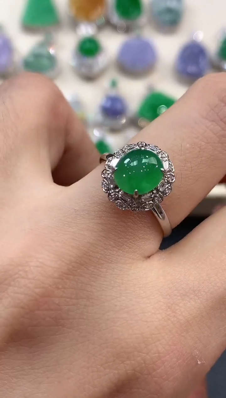 【闪购商品】翡翠戒指18K金镶嵌B124