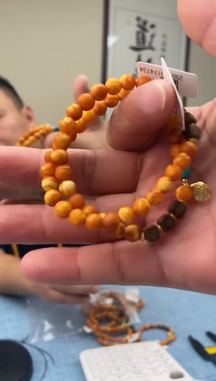 未镶嵌蜜蜡珠宝奇石0，假一罚十多样性发一件