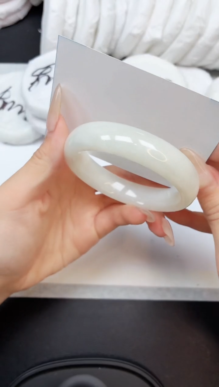 和田玉手镯未镶嵌24K254-59