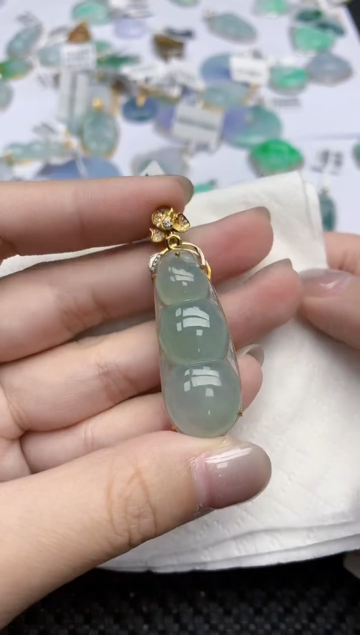 【闪购商品】翡翠颈饰18K金镶嵌天然翡翠A货