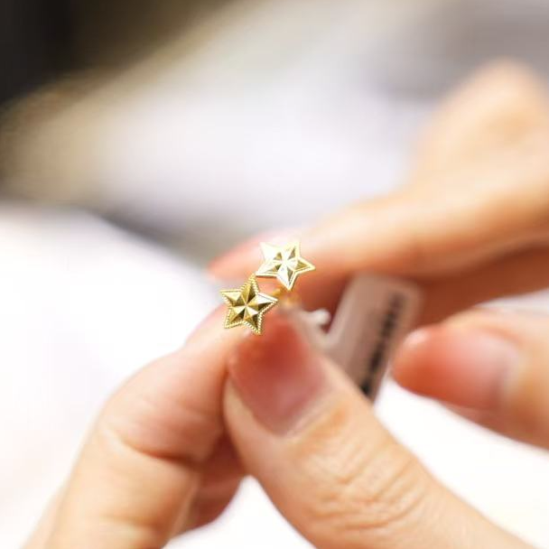 【巧玲专属】足金999星星耳钉 经典时尚百搭 1.35
