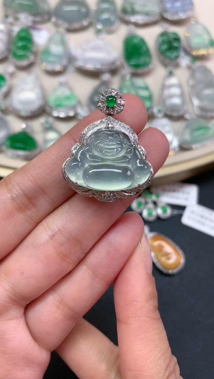 【闪购商品】翡翠吊坠(不含链)18K金镶嵌W169|16800