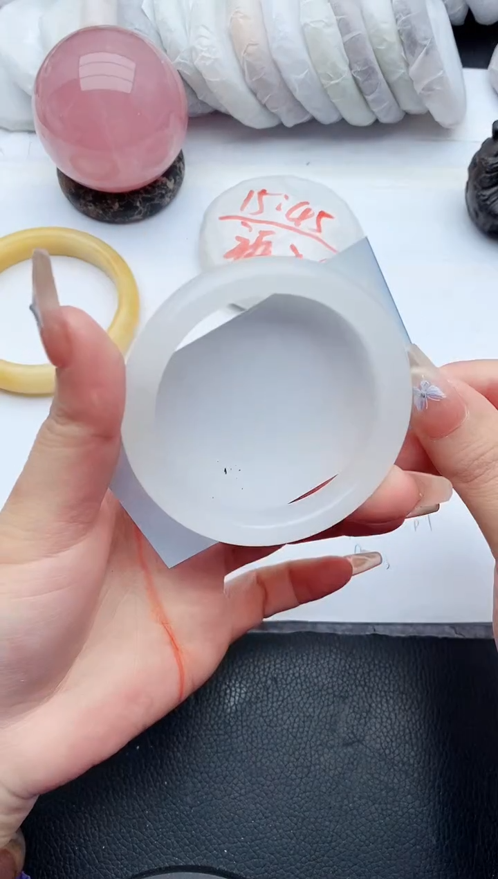 【闪购商品】石英质玉手镯未镶嵌F364+54/55