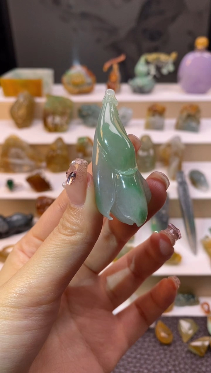 未镶嵌挂件翡翠玉兰花