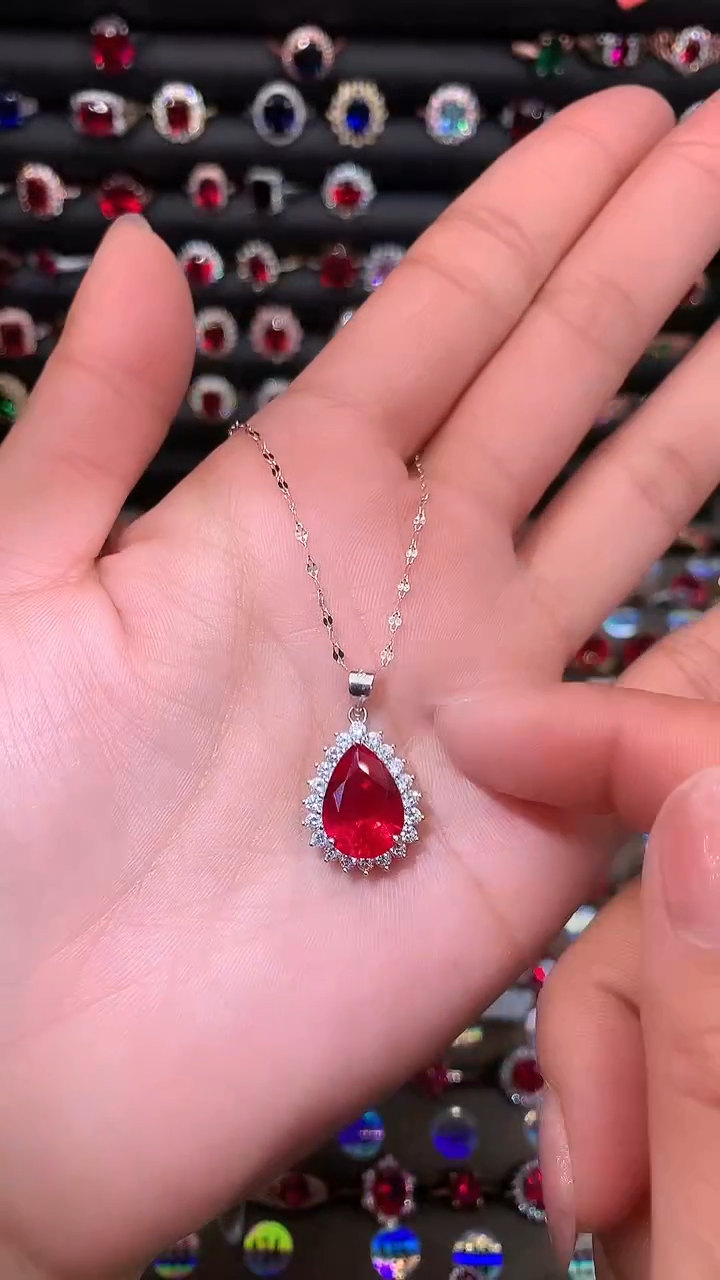 【闪购商品】红宝石吊坠(赠链)银S925镶嵌1
