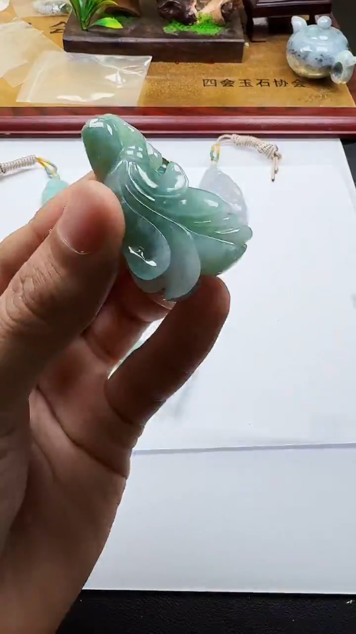 吊坠(不含链)未镶嵌翡翠1
