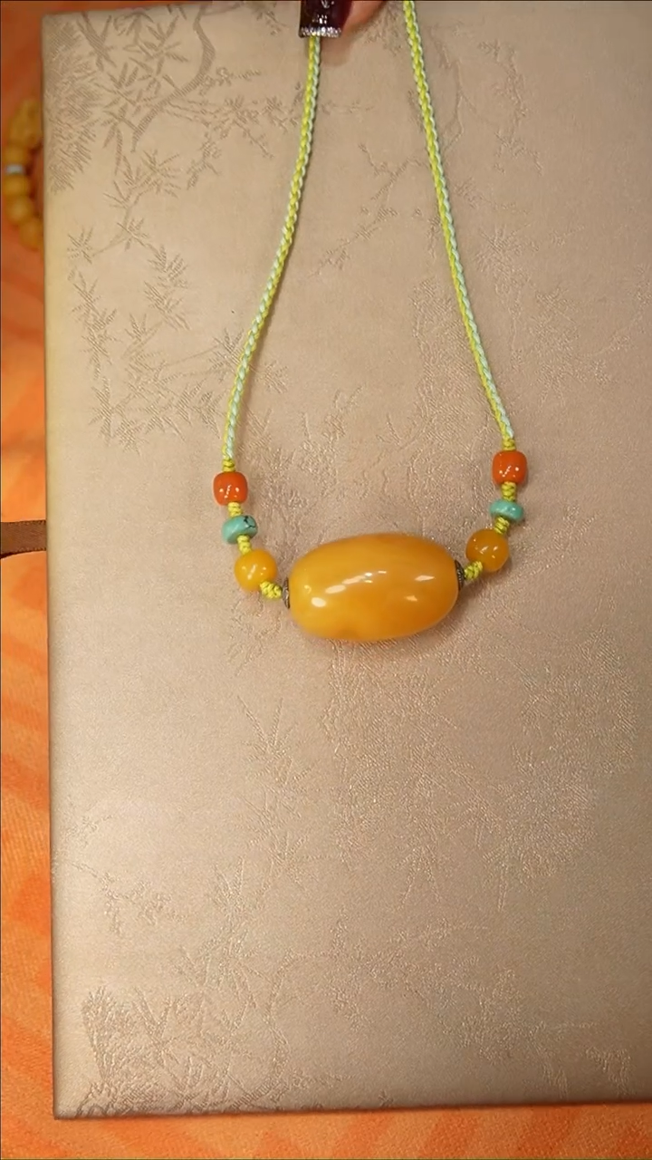 【闪购商品】琥珀颈饰未镶嵌颈饰