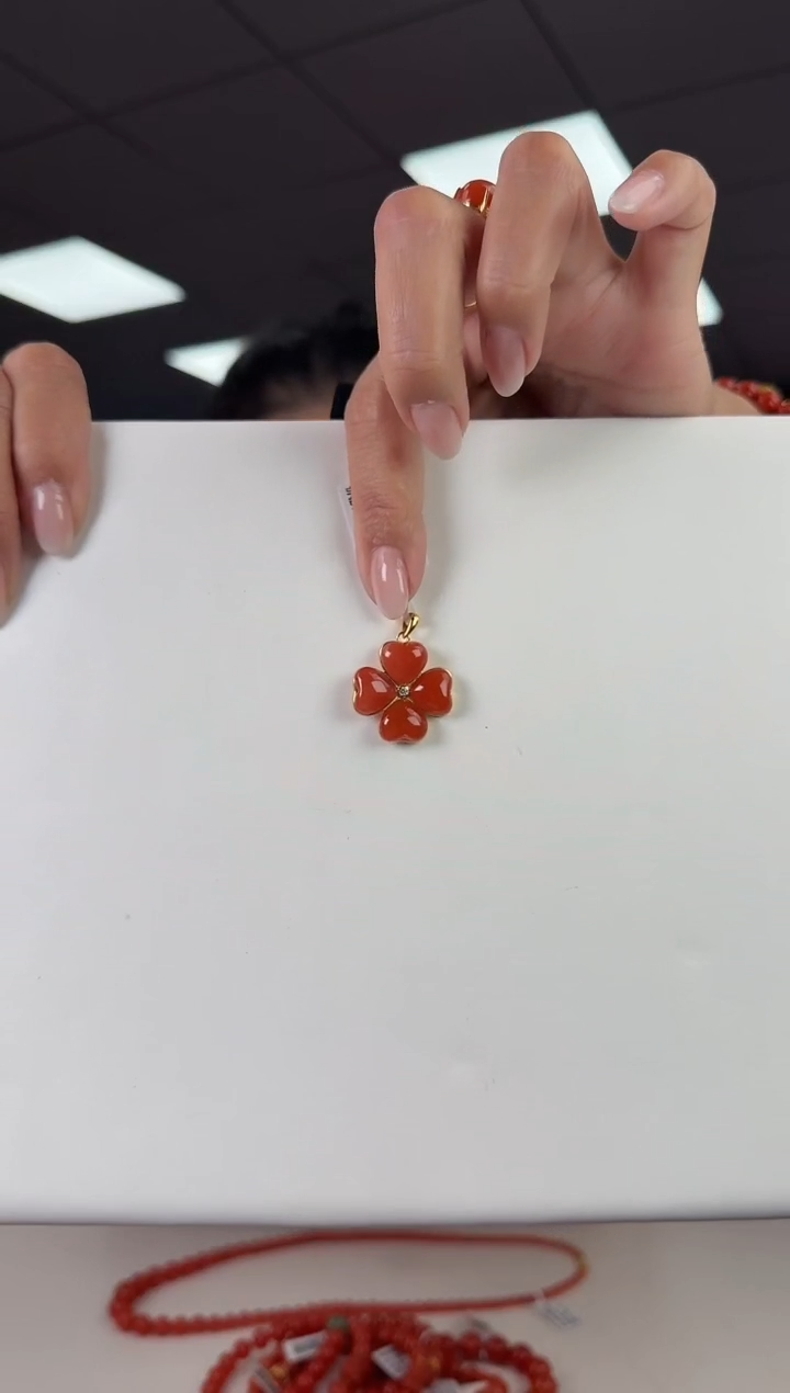 银S925镶嵌吊坠南红玛瑙多样发其一/2510150488