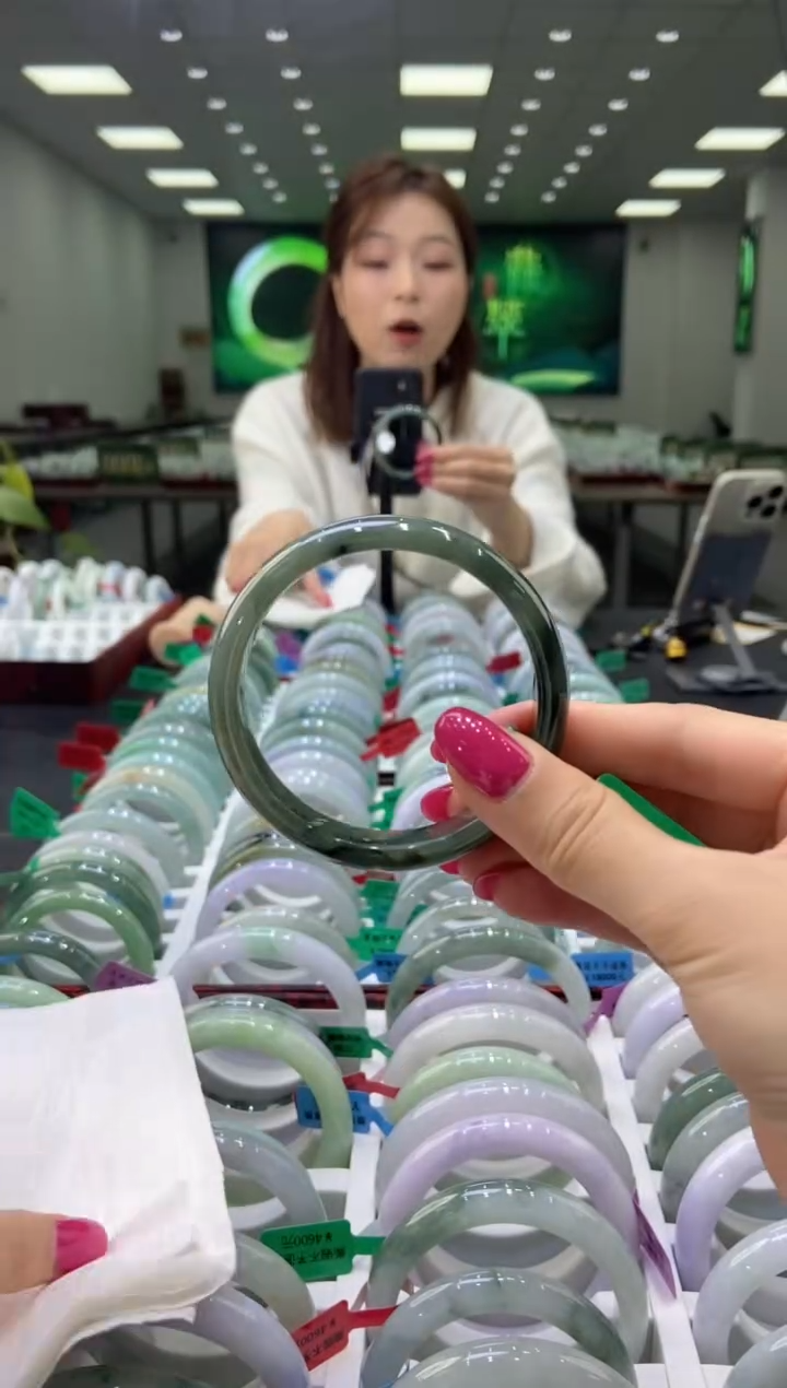 未镶嵌手镯翡翠0058101