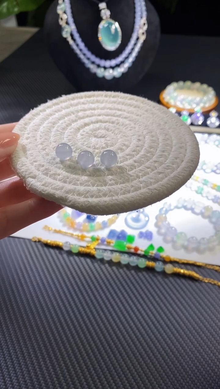 【闪购商品】翡翠挂件未镶嵌散珠多样性发其一（单颗）