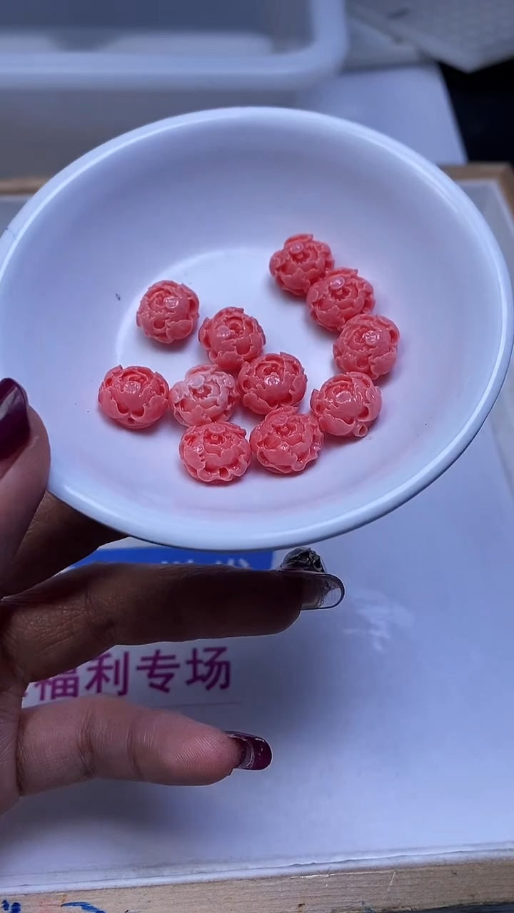 未镶嵌散珠拼合珍珠（马贝珠）C802 女皇贝 牡丹花11*7mm3个5.8元