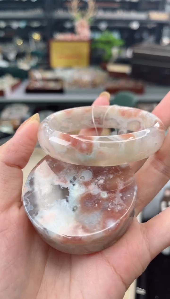 【闪购商品】石英质玉手镯未镶嵌55圈口（赠品镯心）6590539