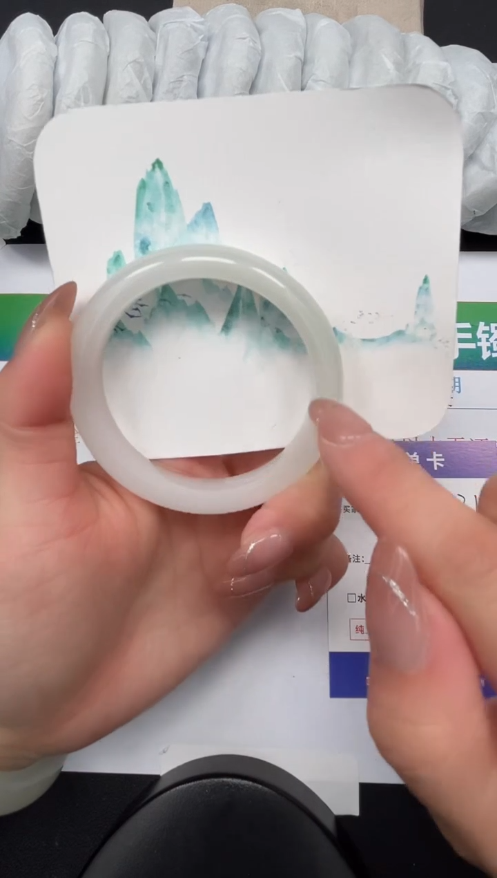 【闪购商品】石英质玉手镯未镶嵌37-53.1