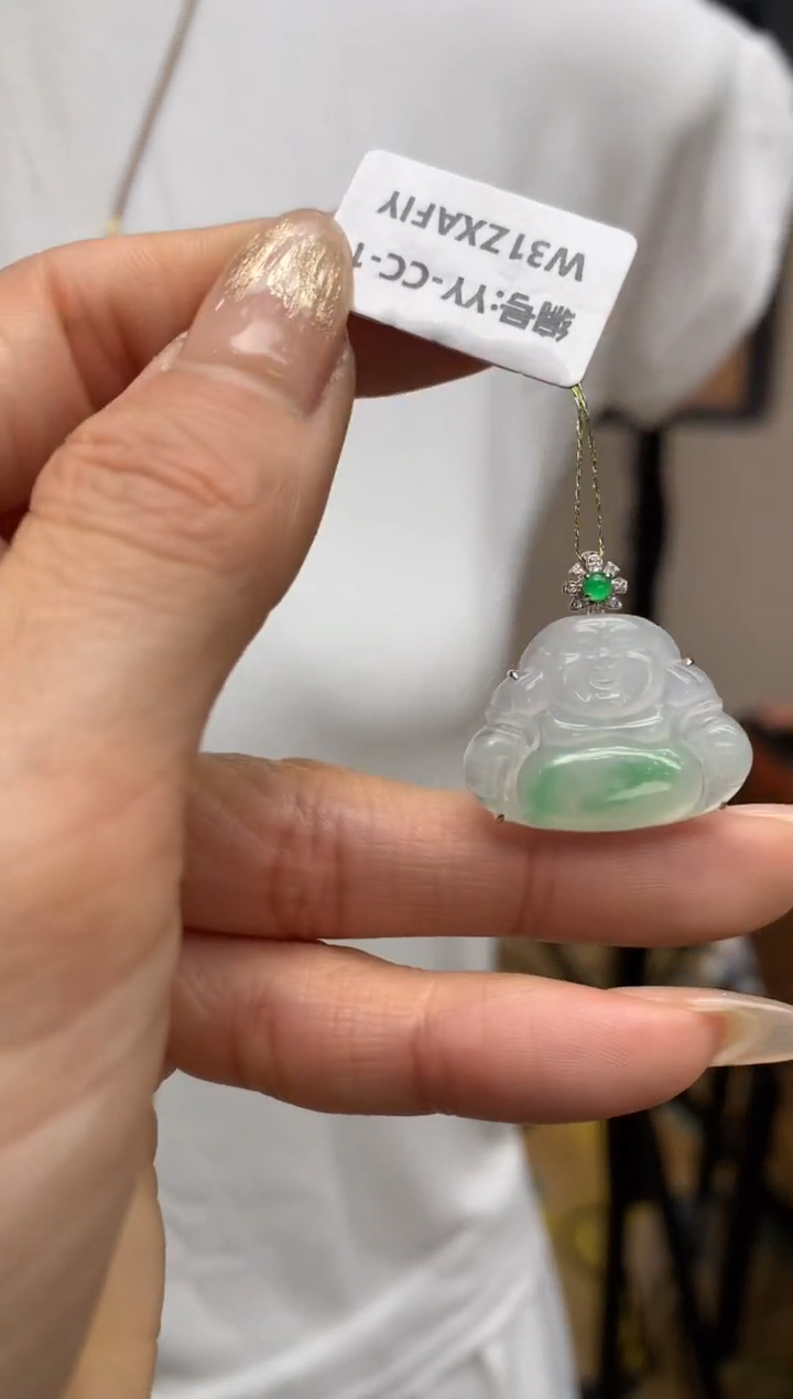 【闪购商品】翡翠颈饰18K金镶嵌佛