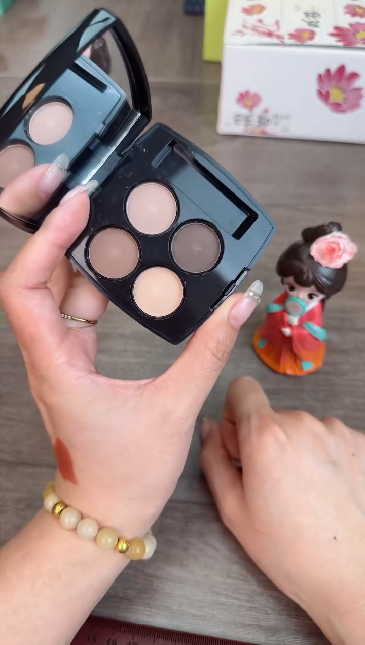 瓷片新号开播漏不停@@CQ1017