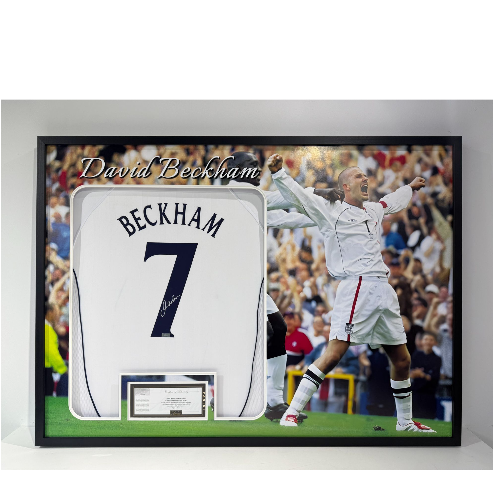 贝克汉姆亲签02英格兰主场复古球衣（PANINI证书）