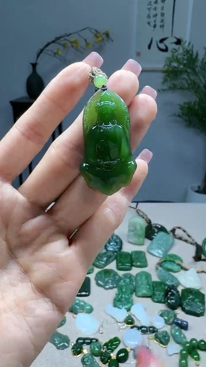 未镶嵌和田玉挂件1