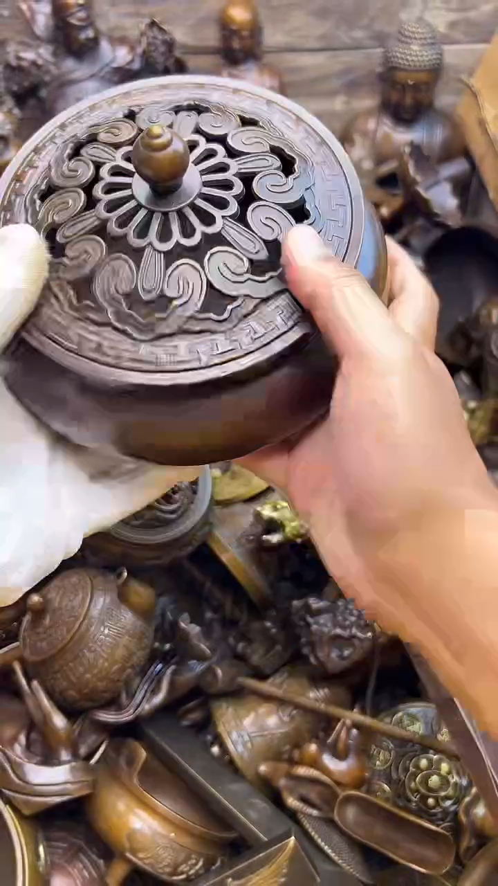 精美铜器，点击下单