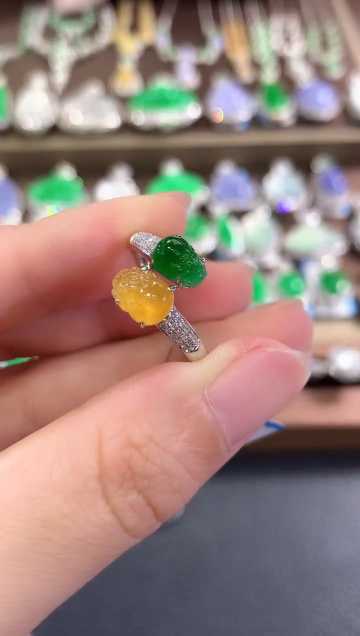 18K金镶嵌戒指翡翠b140 